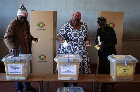 Zimbabwe Elections Zim Turn Out To Vote In Big Numbers Video