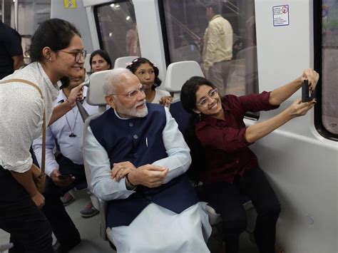 Pm Modi Travels Delhi Metro From Dhaula Kuan To Dwarka Sector 21 Inaugurate Extension Of Airport