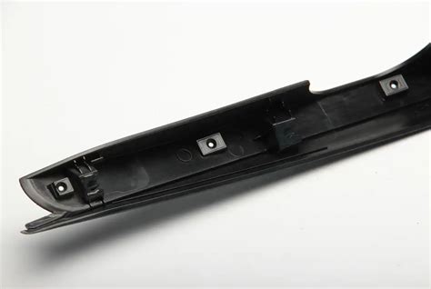 Молдинг крышки багажника на Солярис - 873111R200 - Original | Купить в ...