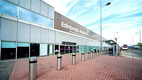 Festival Helps 12 Jump In Edinburgh Airport Figures Bbc News