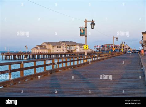 scenic pier in Santa Barbara Stock Photo - Alamy