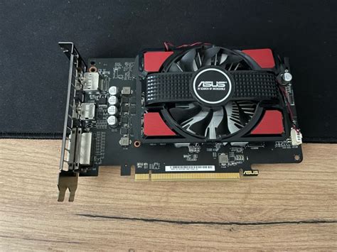 ASUS amd rx550 4GB Grafička kartica