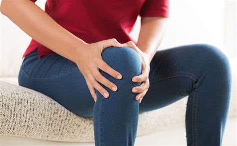 Knee Pain While Sitting Cause And Tips To Get Rid Of Knee Pain