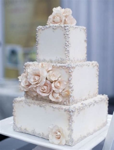 42 Square Wedding Cakes That Wow Chicwedd