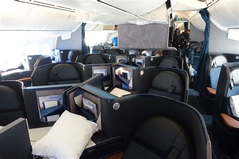 Westjet New Business Review I One Mile At A Time