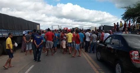 O Argonauta Caminhoneiros Seguem Em Protesto Em Pernambuco