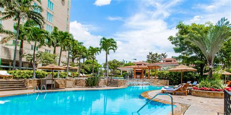 Intercontinental Costa Rica Zona De Piscinas, Con Bellos Jardines