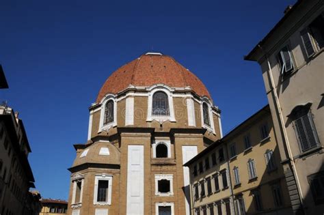 The Dome of San Lorenzo Church in the Centre of Florence Stock Photo ...