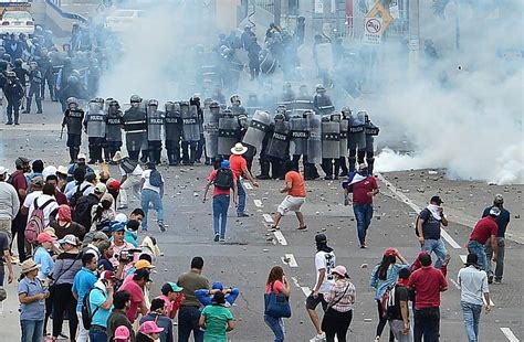 Rechazan fuerte represión gubernamental contra las protestas sociales