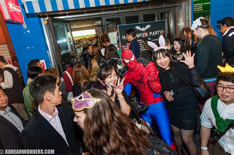 Halloween In Itaewon 2014 – Part 2 — Korean Wonders