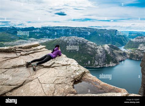 Preikestolen prekestolen Fotos und Bildmaterial in hoher Auflösung