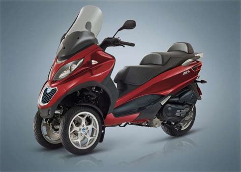 Piaggio Mp Business Lt Abs Asr Review Total Motorcycle