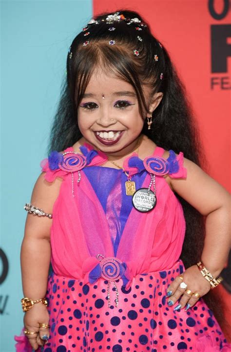 Cine este și cum arată Jyoti Amge cea mai mică femeie din lume Am