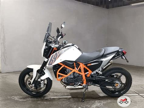 Купить б у KTM 690 Duke инжектор 6 передач в Москве белый naked bike