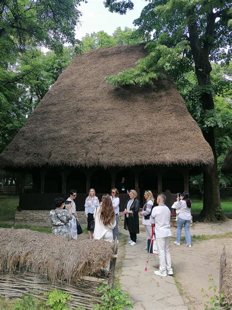 Ziua Românilor de Pretutindeni Festivalul Aici Acolo aduce împreună