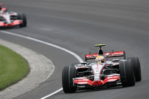 Lewis Hamilton, 2007 US F1GP, Indianapolis Motor Speedway, McLaren MP4-22 [3504×2336] : F1Porn