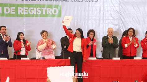 Alejandra Del Moral Se Registra Como Precandidata