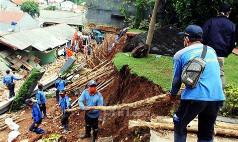 Waspada Ini Wilayah Wilayah Di Jakarta Yang Rawan Tanah Longsor