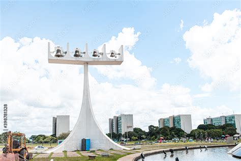 Sinos Da Catedral Metropolitana Nossa Senhora Aparecida Catedral De