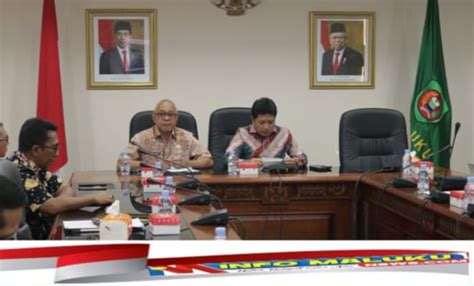 Sekda Buka Rapat Forum Penataan Ruang Provinsi Maluku Info Maluku News