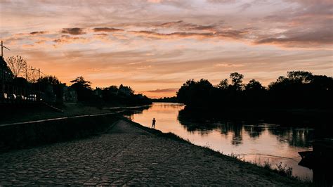 Coucher De Soleil Sur Le Quai Gambetta Et Victor Hugo Stephane Moreau