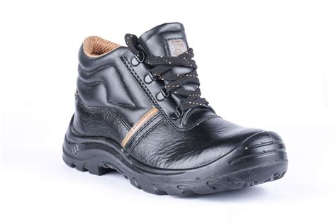 Leather Hillson Apache PU ISI Mark Safety Shoes For Industrial At Rs