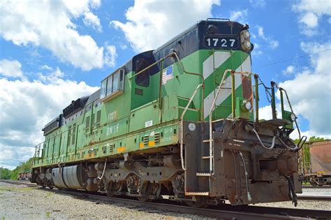 Bnsf Sd9 Sitting In Brookfield Mo Trains