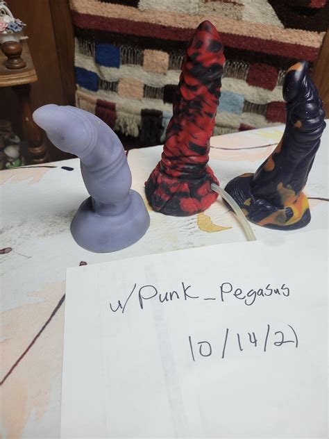 Wts Bad Dragon Toys R Baddragon