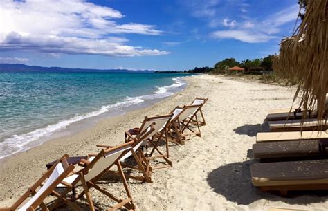 Како се „резервира“ место на плажа во Грција? (Фото) | skopjeinfo.mk