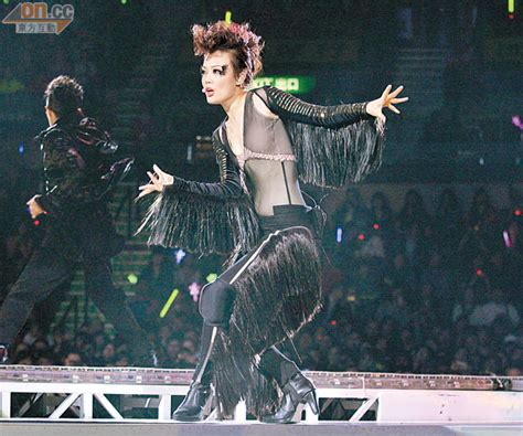 Joey Yung News Joey Yung Shows Off Hot Career Line At Hong Kong Coliseum