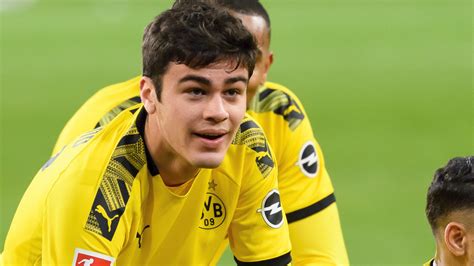 Gio Reyna records hat trick of assists for Dortmund (video) - Sports ...