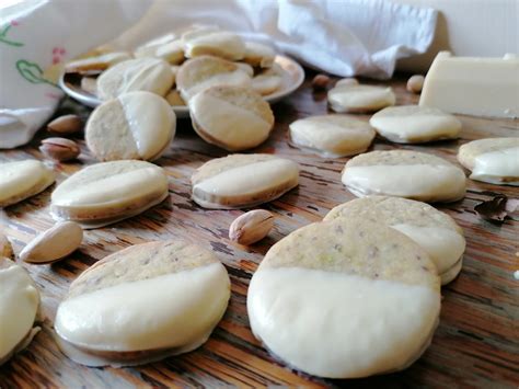 Biscotti Al Pistacchio E Cioccolato Bianco Curmifood