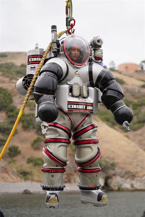 ESA - NEEMO NXT - Thomas inside the exosuit