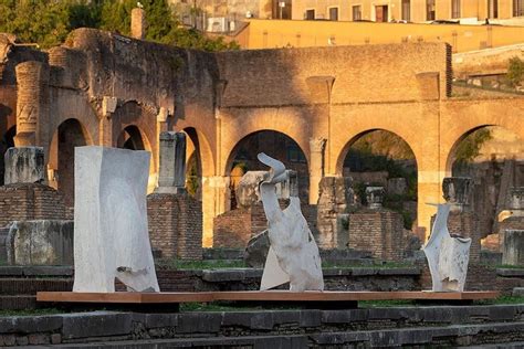 Armonie Di Pietra Il Paesaggio Delle Marche Nelle Sculture Di Giuliano