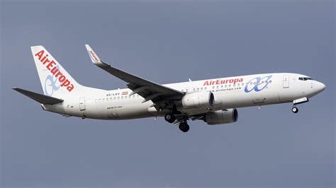 Air Europa B738 EC LXV AviaShots Konrad Wyszynski Flickr