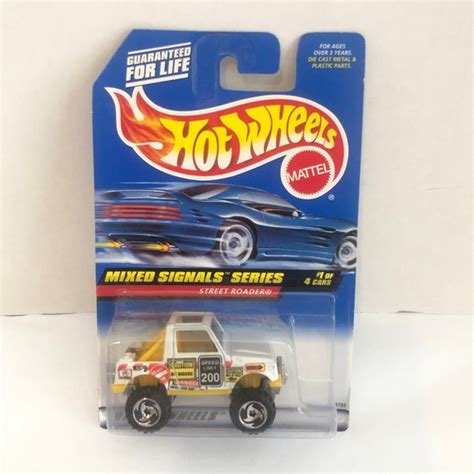 Mattel Other Hot Wheels Mixed Signals Series Street Roader Toy