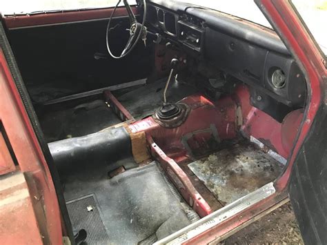 1971 Datsun 510 Project Interior | Barn Finds