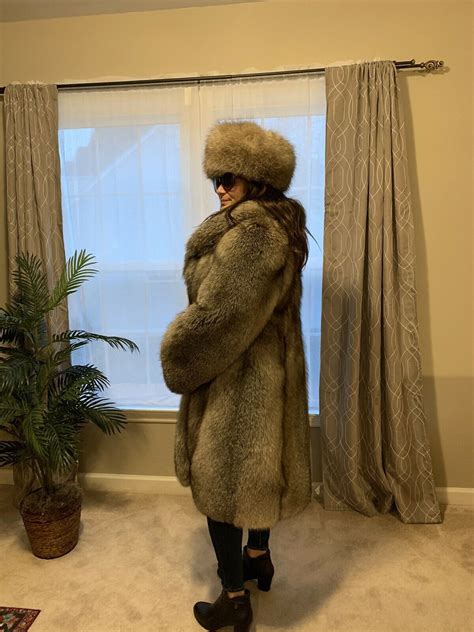 Pin By Dan On The Big Oom Pah Pah Fox Fur Coats Fox Fur Coat Fox Fur