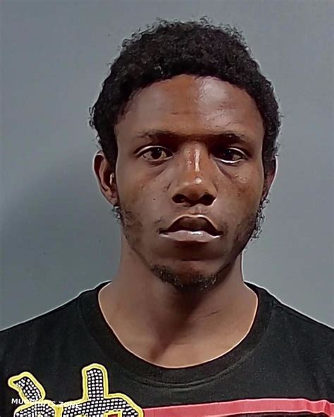 Mobley Jeremiah Quartez 05 06 2023 Escambia County Mugshots Zone