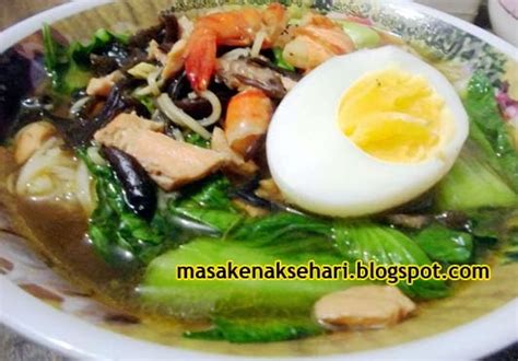 Resep Mie Kuah Seafood Spesial Sayur