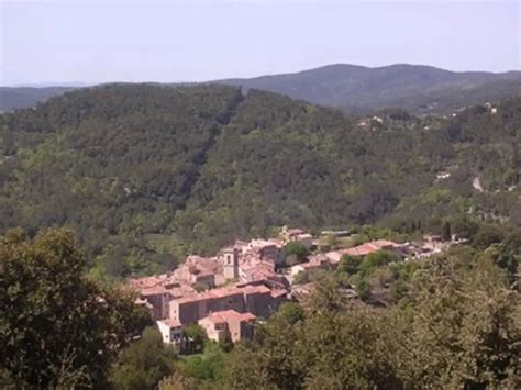 Forcalqueiret un village discret du Var à voir absolument