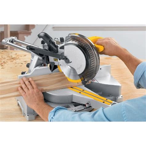 Dewalt Dw712 8 12 Inch Single Bevel Sliding Compound Miter Saw Miter