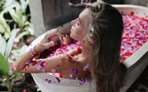 Milk Bath Nude Photo Ideas For Stunning Results Top 19 Ideas
