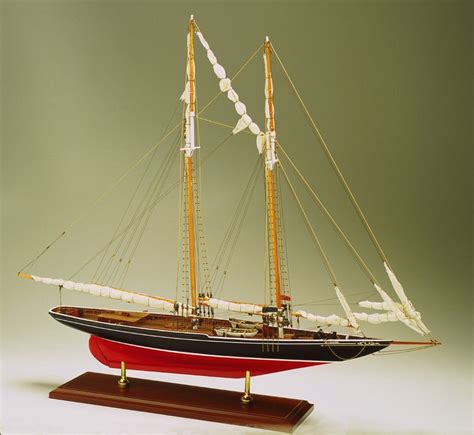 Bluenose Fishing Schooner Sailboat Yacht Model Sailboat Sailing