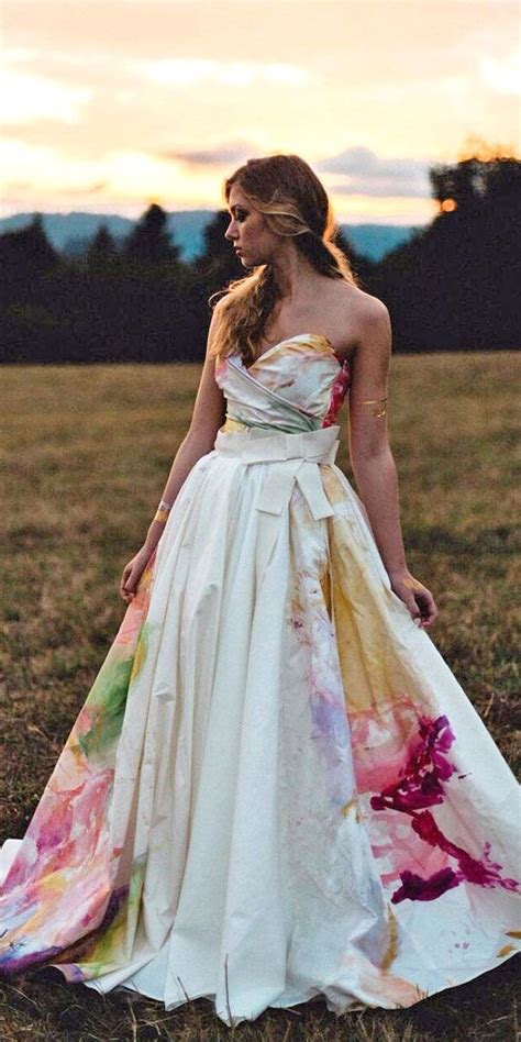 Floral Wedding Dresses For Brides That Are Pretty Wedding Dresses