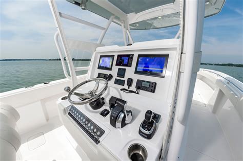 2022 33 Invincible Catamaran Center Console Boats for Sale