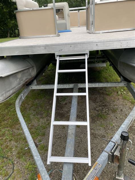 Best Pontoon Boat Ladders Folding Telescoping