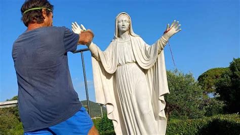 Statua Della Madonna Danneggiata A San Felice Circeo Subito Restaurata