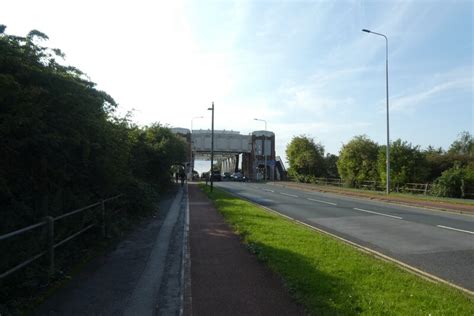 Sutton Road Approaching The River Hull Ds Pugh Cc By Sa