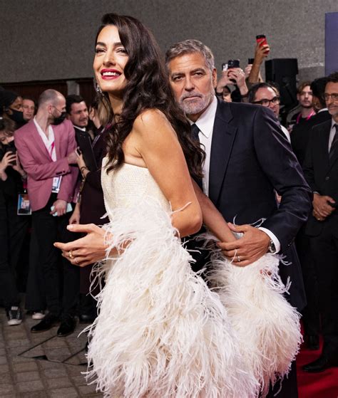 Photo George et Amal Clooney Première du film The Tender Bar lors